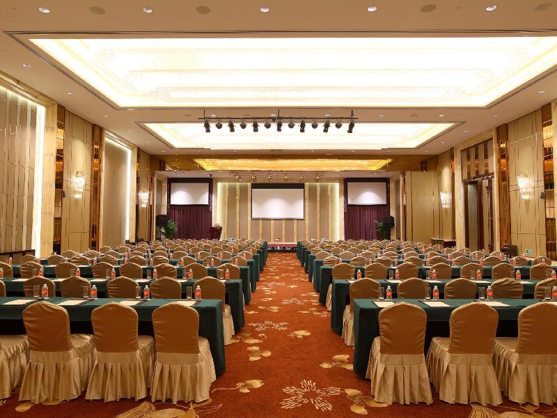 Royal Century Hotel Shanghái Exterior foto